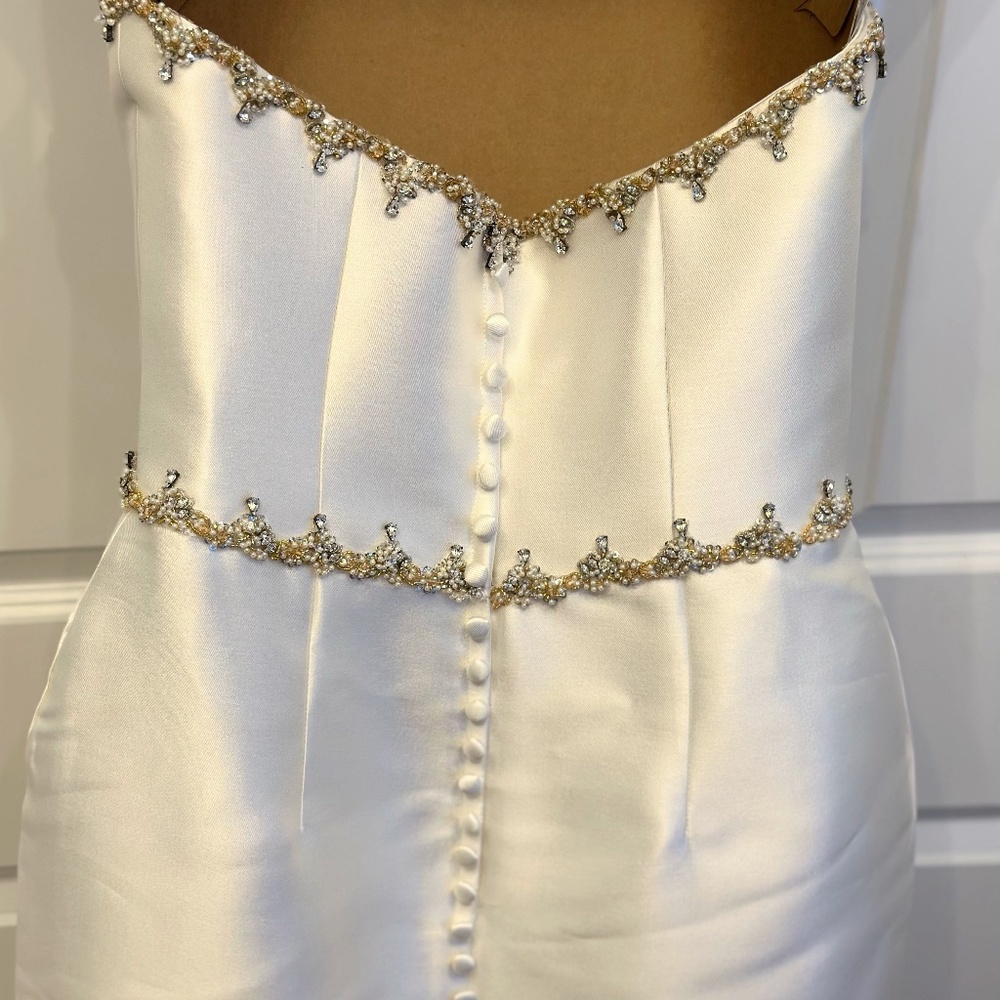 EUC- Mary’s wedding/ formal dress - Picture 7 of 10